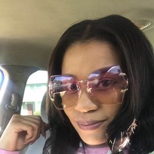 Meet your Posher, Sheena